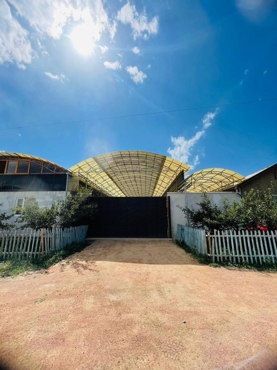 Guest House Amirhan Bokonbayevo Εξωτερικό φωτογραφία